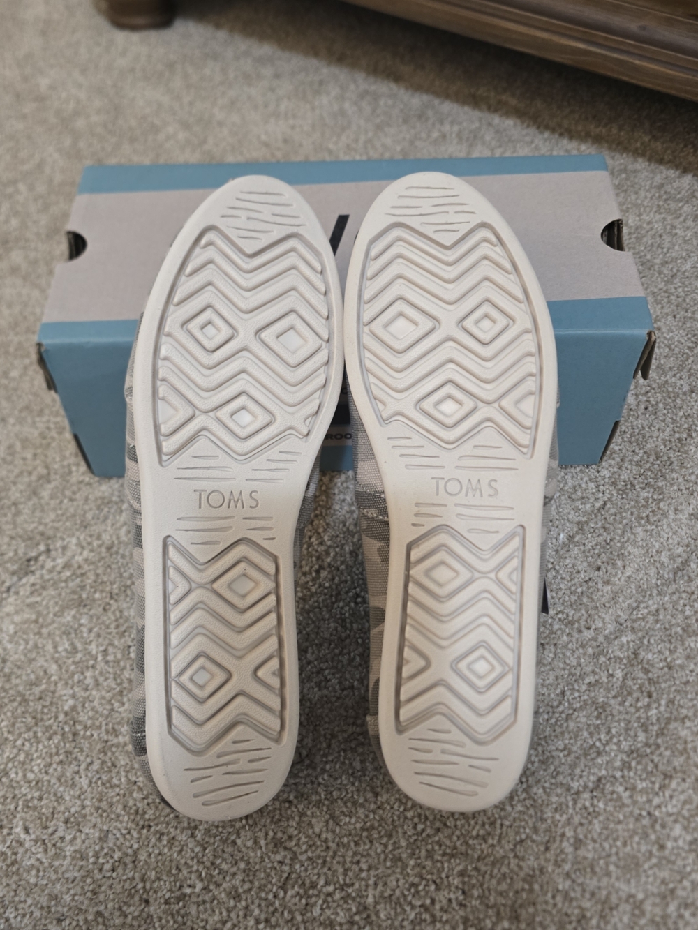 TOMS Women's Camouflage Slip-On Flats - Gray & Cream - Picture 5 of 10